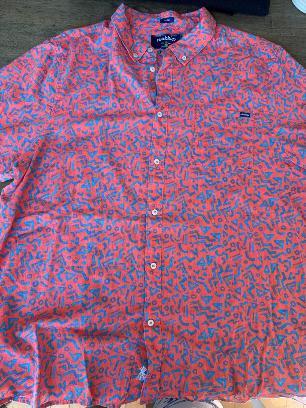 chubbies Coral and Blue Geometric Button-Down Shirt (Like New)